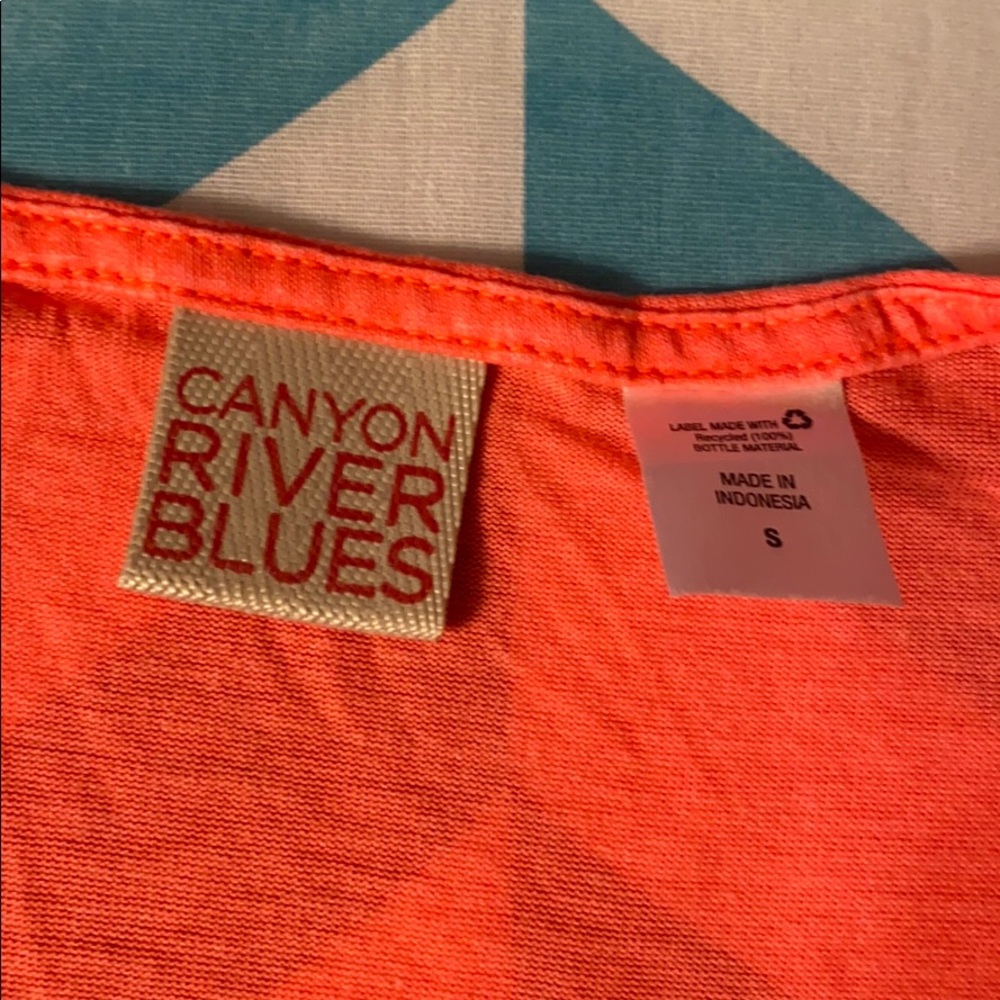 Canyon River blues top - Picture 7 of 7